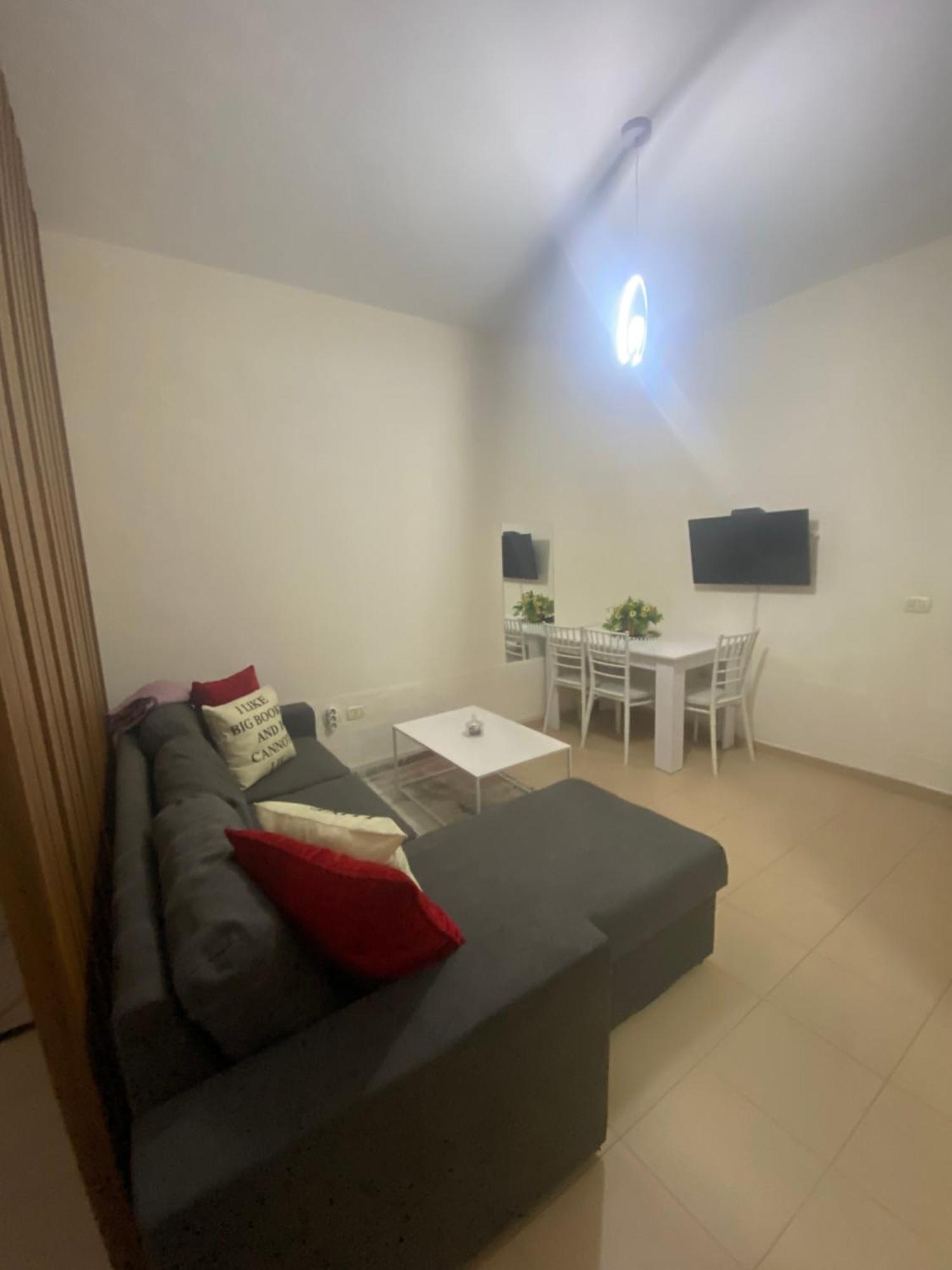 Chlo Apartment 4 Tirane Экстерьер фото